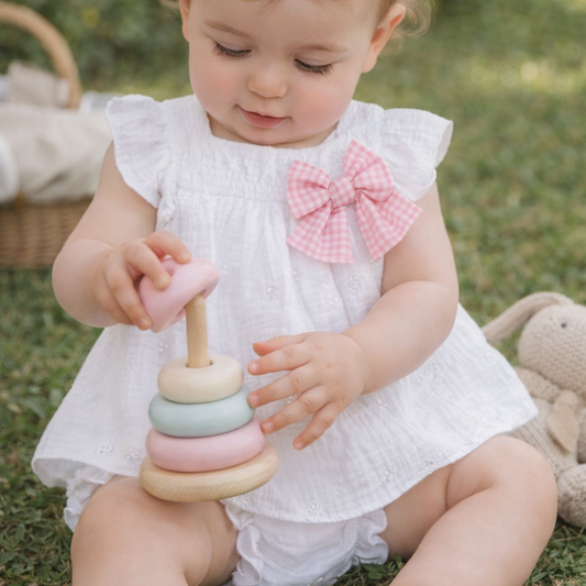 Conjunto Vestido Branco com Laço Vichy Rosa e Tapa-fraldas - Yoedu
