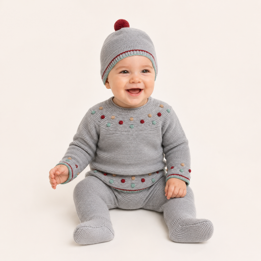 Conjunto de Malha para Bebé Cinzento com Gorro – Juliana