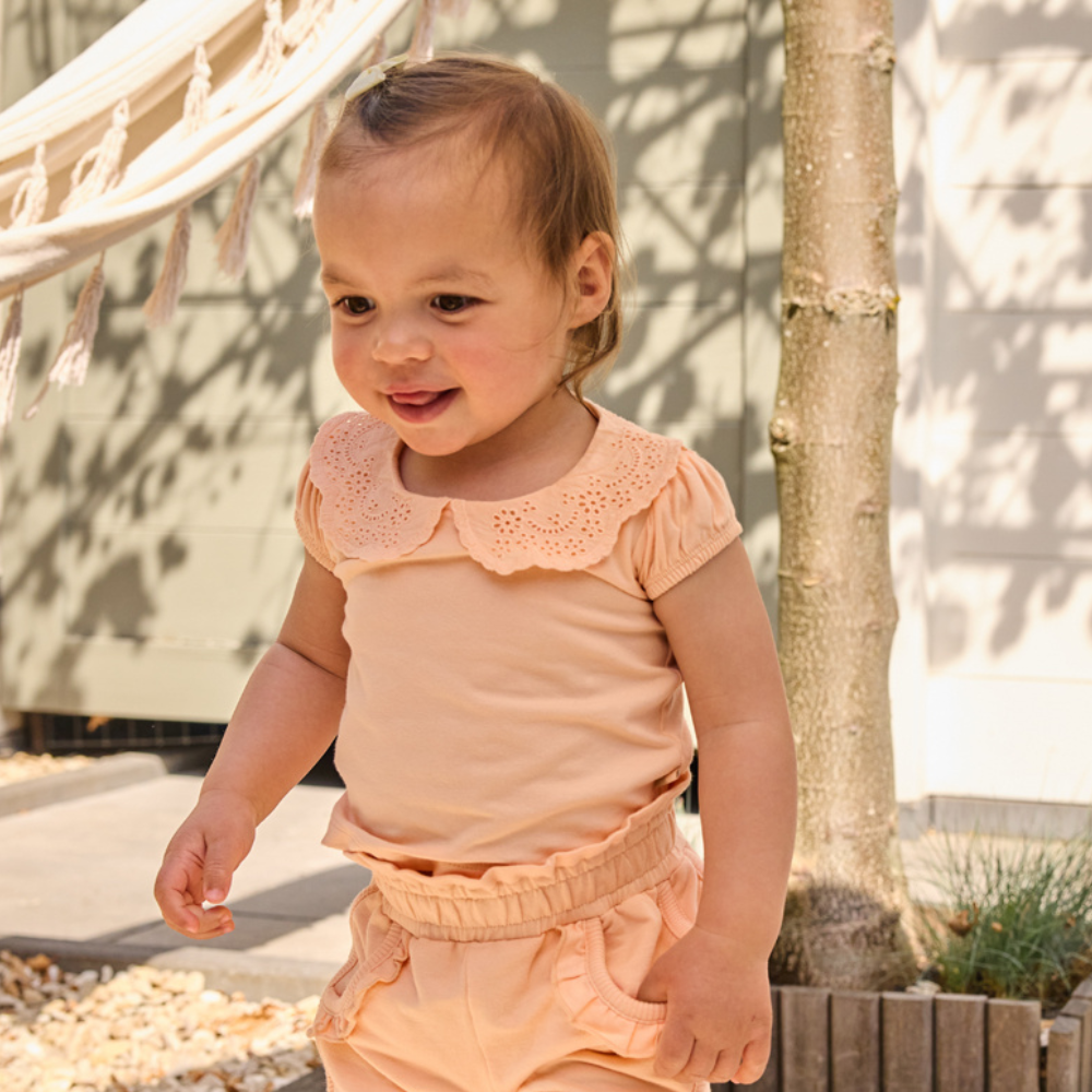 T-shirt Menina com Gola Bordada Inglesa - Dirkje