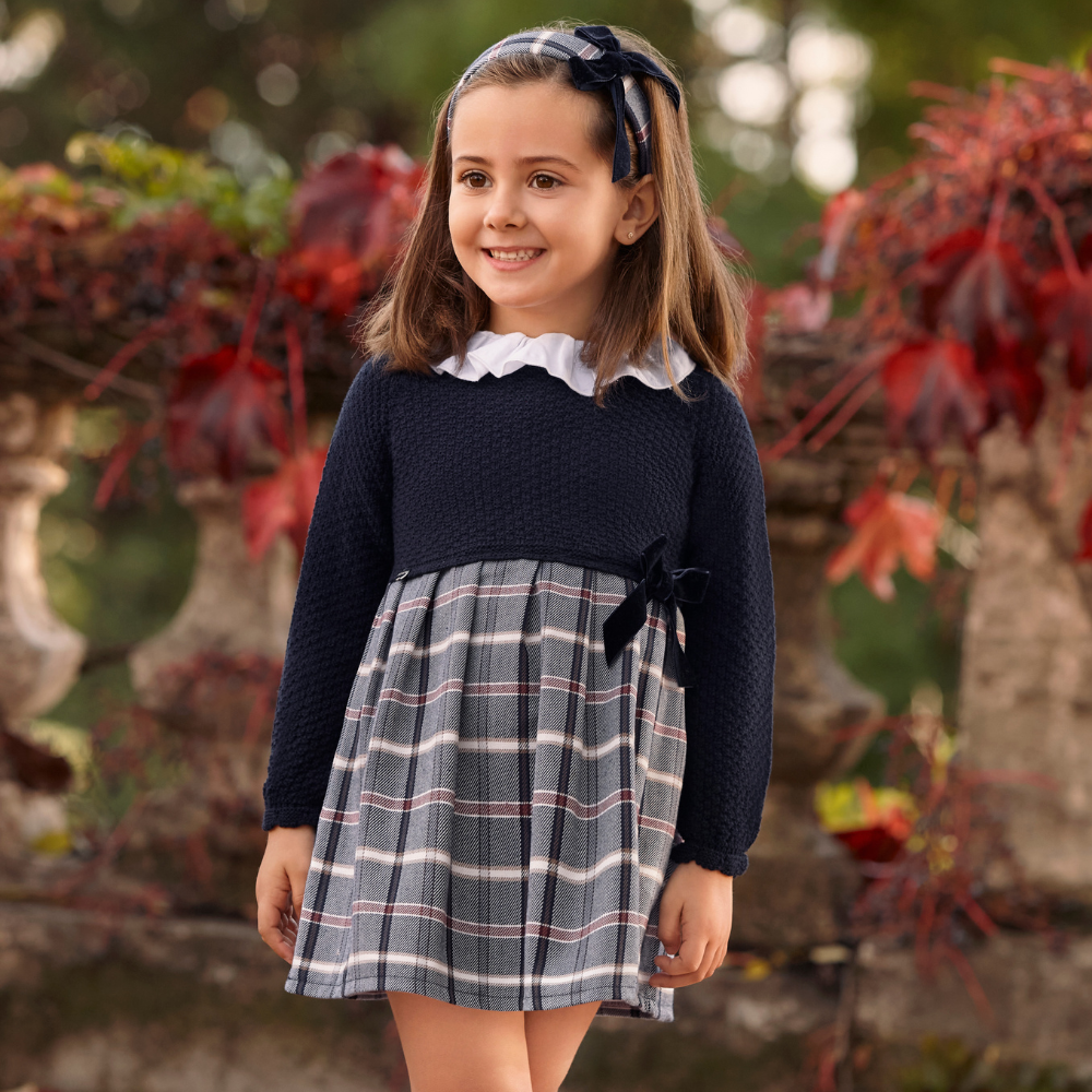 Vestido menina azul marinho com saia xadrez e laço