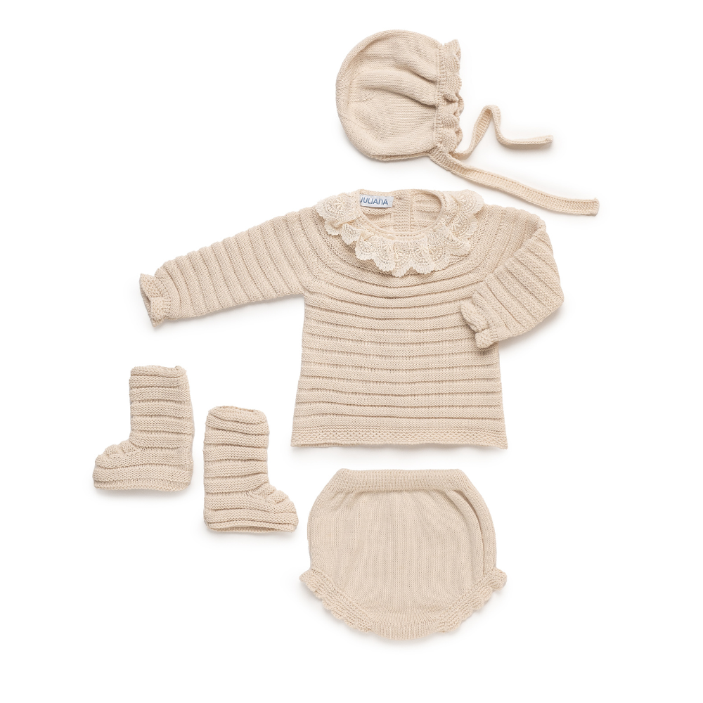 Conjunto de malha para bebé Bege com gola em renda- Juliana
