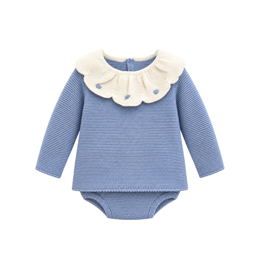 Conjunto de Bebé em Malha Azul com Gola Bordada