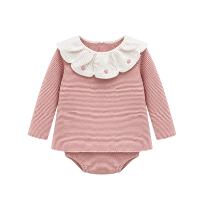 Conjunto de Bebé em Malha Rosa com Gola Bordada