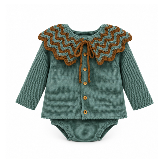 Conjunto de Bebé em Malha Verde com Gola Rendilhada