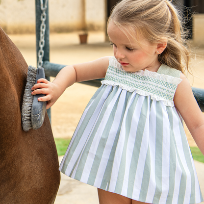 Vestido "Minarai" bebé às riscas verdes com peito smock + tapa-fralda - Marta Y Paula