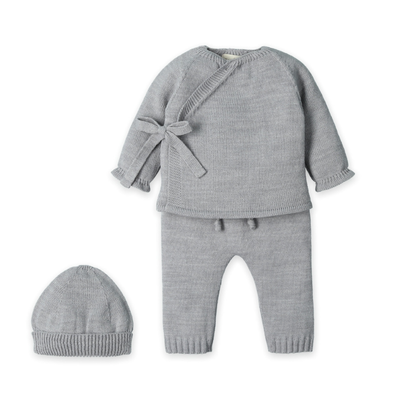 Conjunto Bebé em Malha Cinzenta com Laço e Gorro- Mac Ilusión