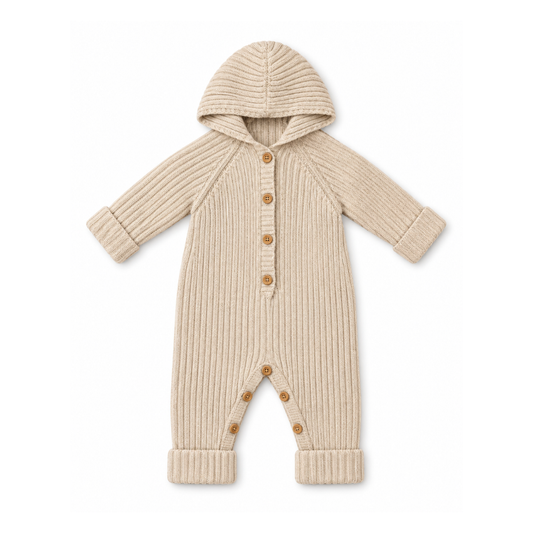 Macacão de Bebé em Tricot Bege com Capuz - Babby